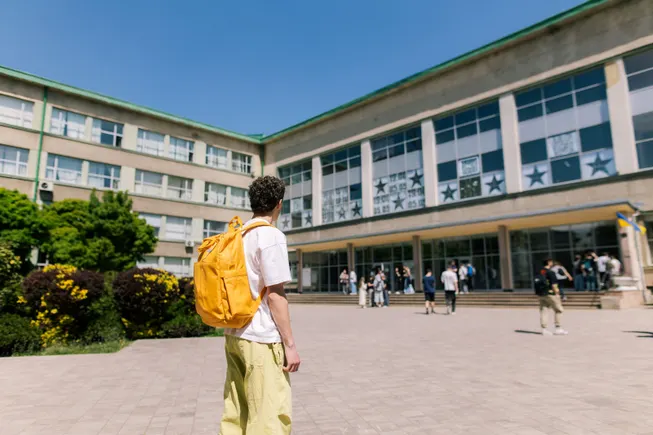 Faith in higher ed slips: 38% of adults report high confidence