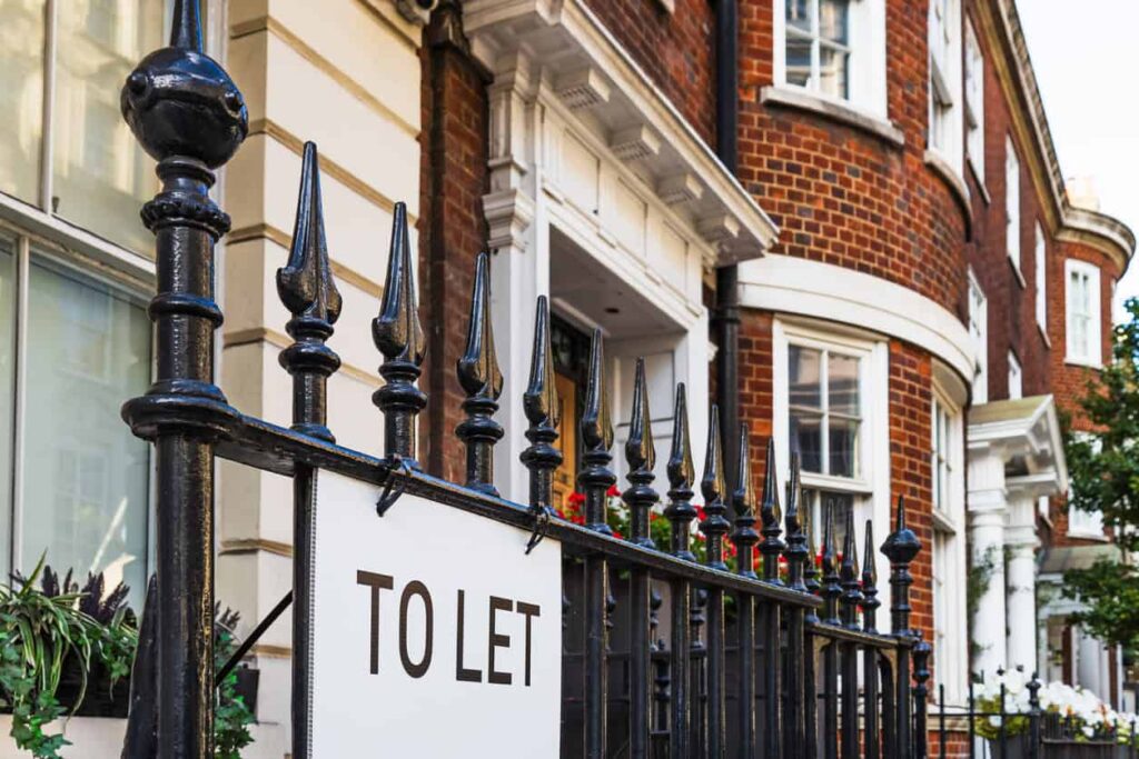 Irish stakeholders hail progress on 'sex for rent' legal crackdown