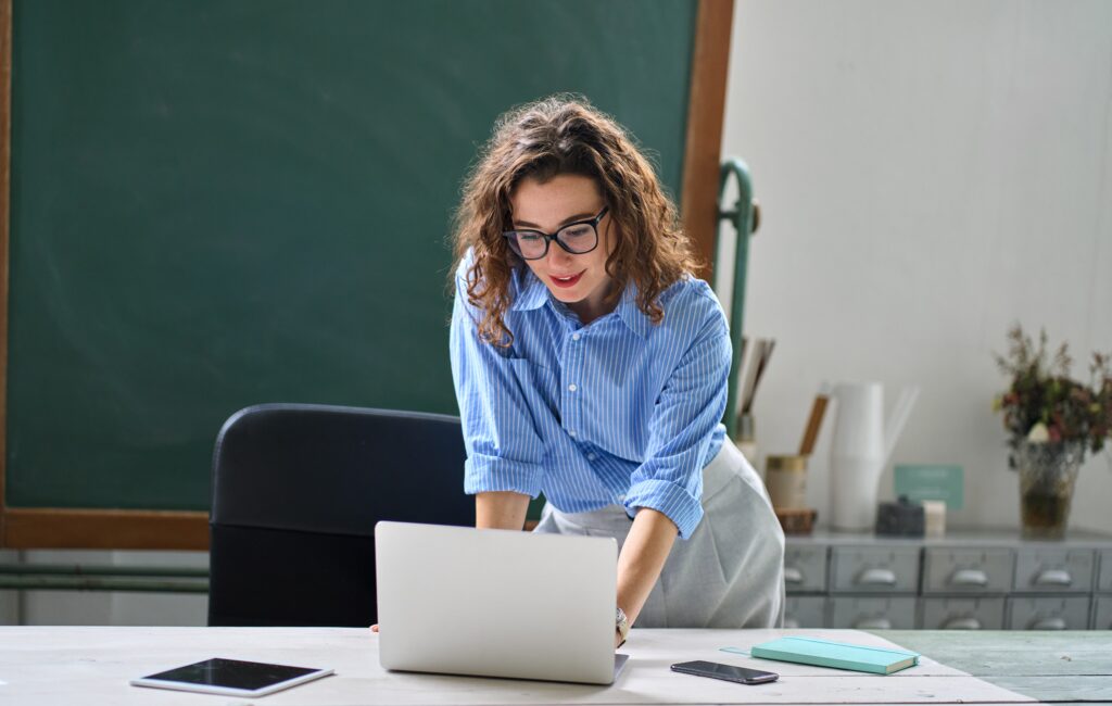 Podcast: Can an Algorithm Replace a Teacher’s Instinct?