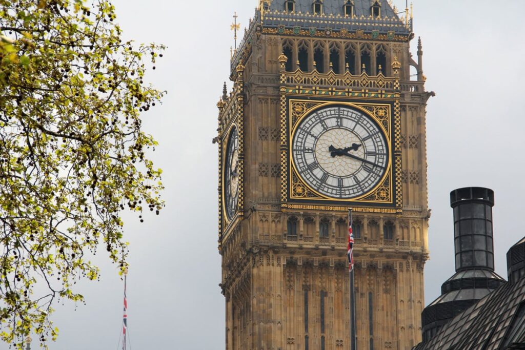 UK: Visa application withdrawals surpass refusals in Q1 2026 - ICEF Monitor